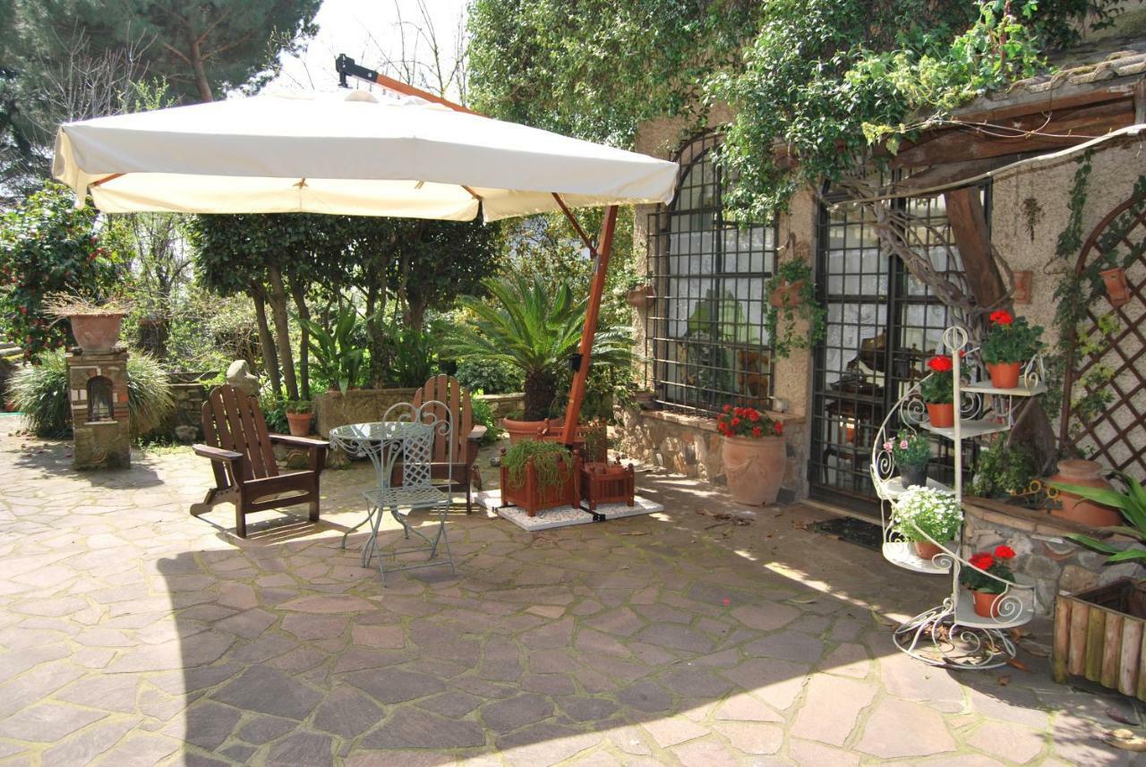 ヴェッレトリ Casa Pontecorvi Bed & Breakfast エクステリア 写真