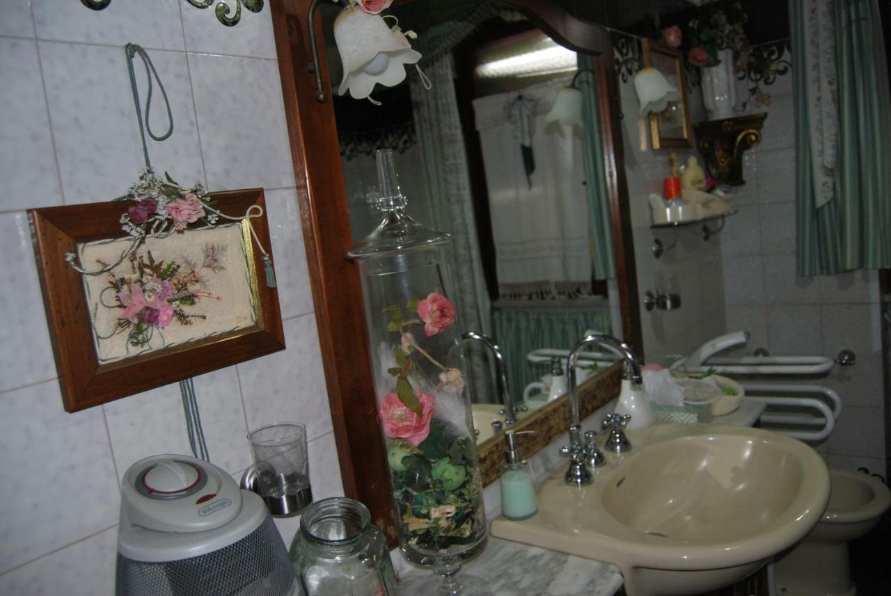 ヴェッレトリ Casa Pontecorvi Bed & Breakfast エクステリア 写真