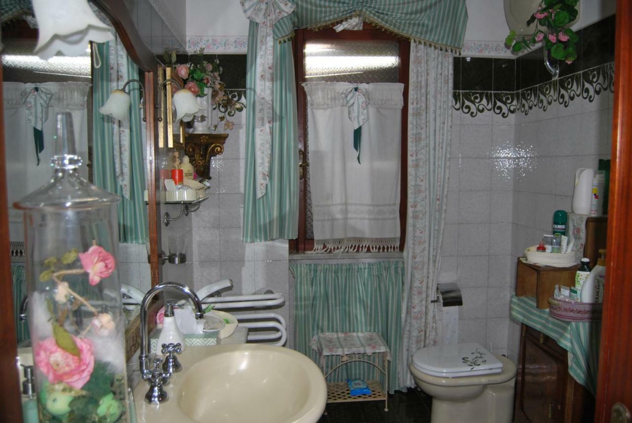 ヴェッレトリ Casa Pontecorvi Bed & Breakfast エクステリア 写真